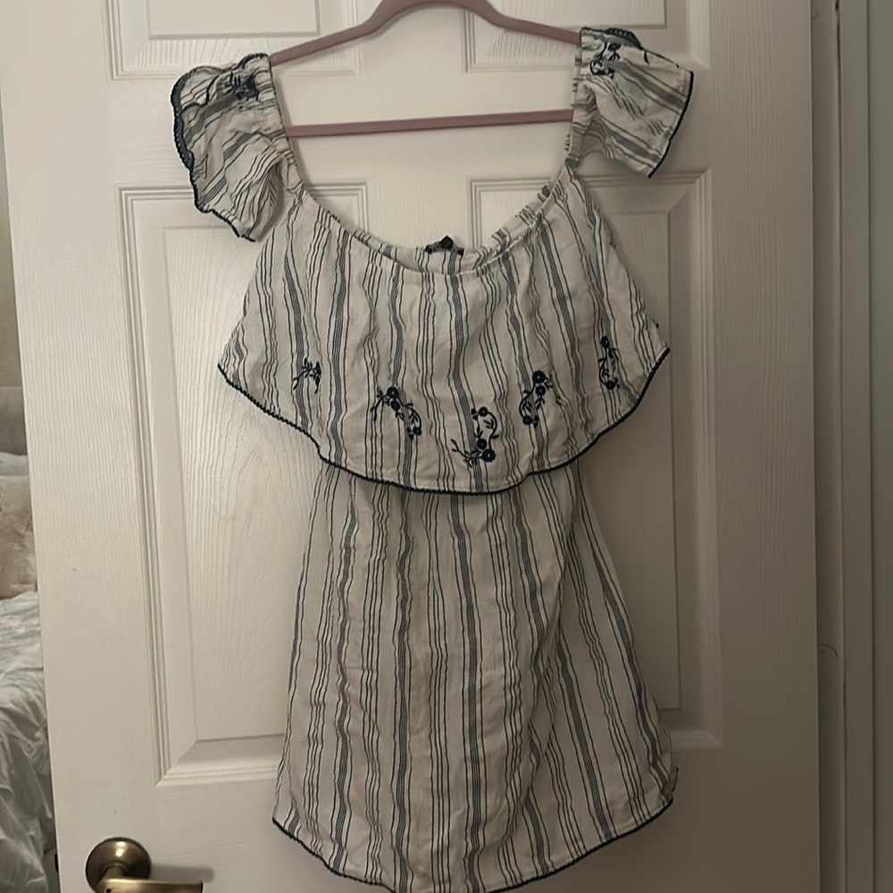 Express off the shoulder dress